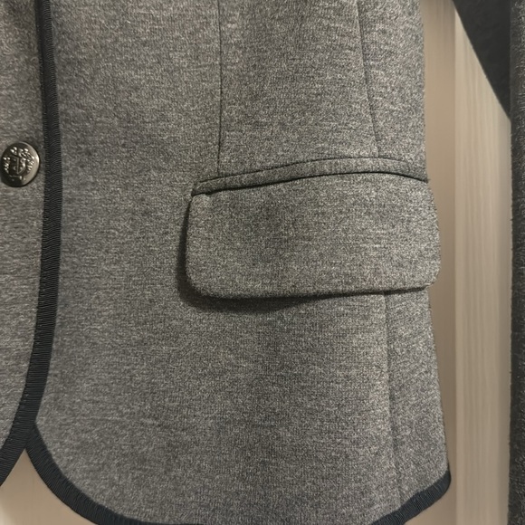 Women’s Gap Academy Blazer, Size 2 - Picture 5 of 6